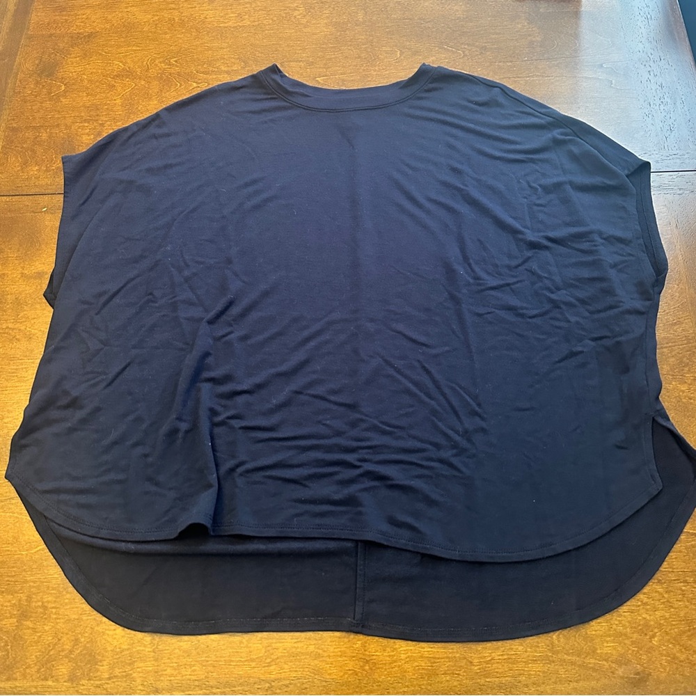 Lou & Grey Navy Short Sleeve Tee